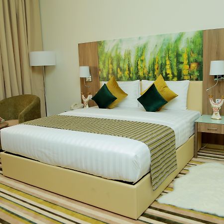 รอยัล วิว โฮเต็ล Hotel ราสอัลไคมาห์ ภายนอก รูปภาพ