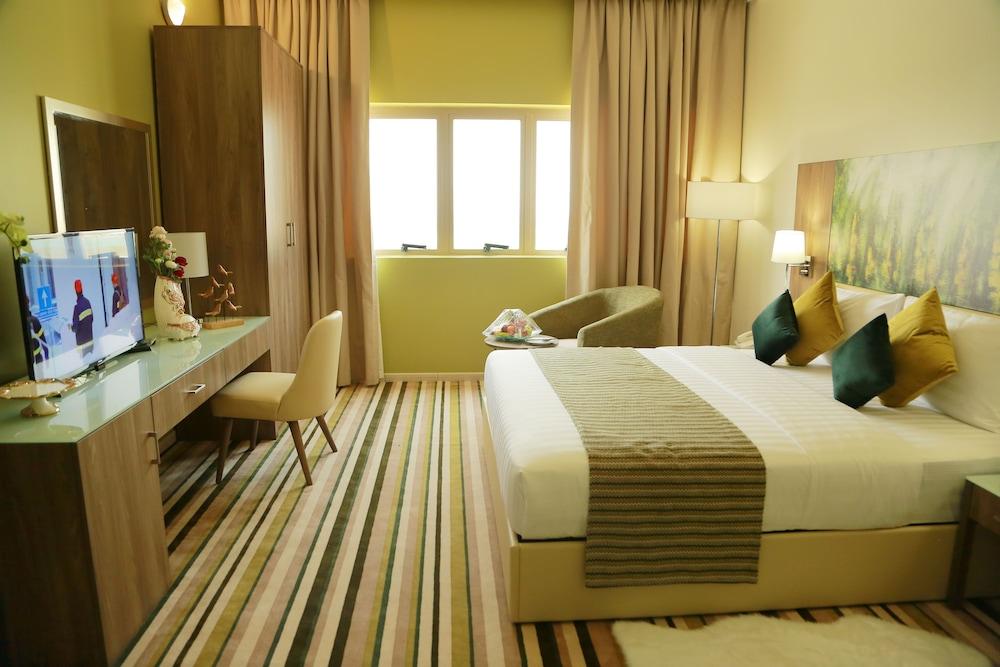 รอยัล วิว โฮเต็ล Hotel ราสอัลไคมาห์ ภายนอก รูปภาพ