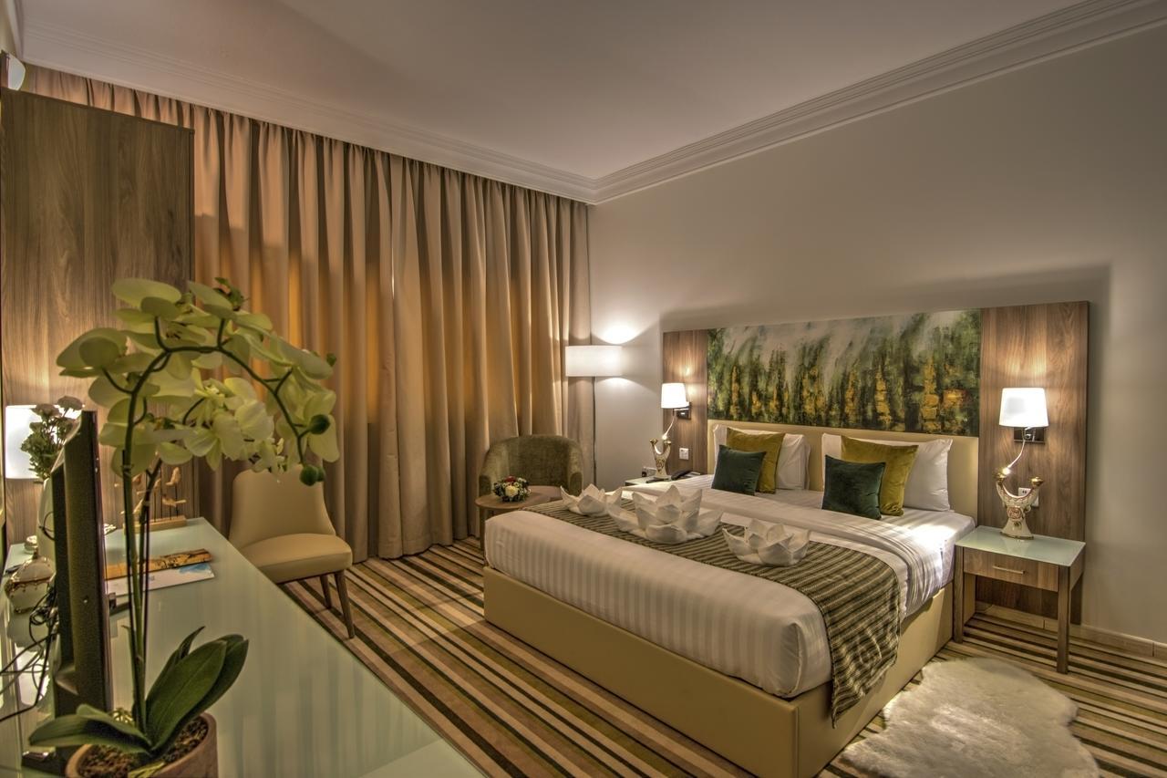 รอยัล วิว โฮเต็ล Hotel ราสอัลไคมาห์ ภายนอก รูปภาพ