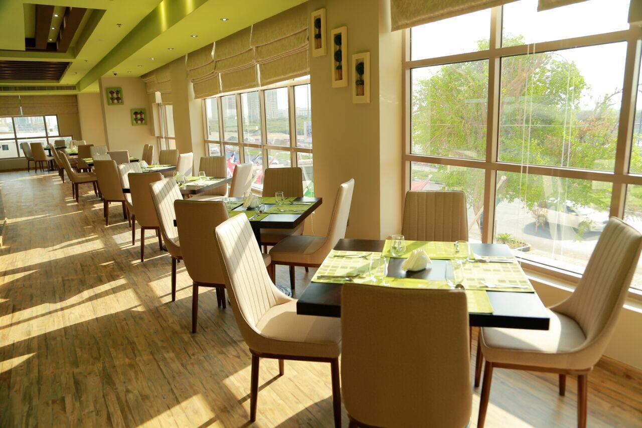 รอยัล วิว โฮเต็ล Hotel ราสอัลไคมาห์ ภายนอก รูปภาพ