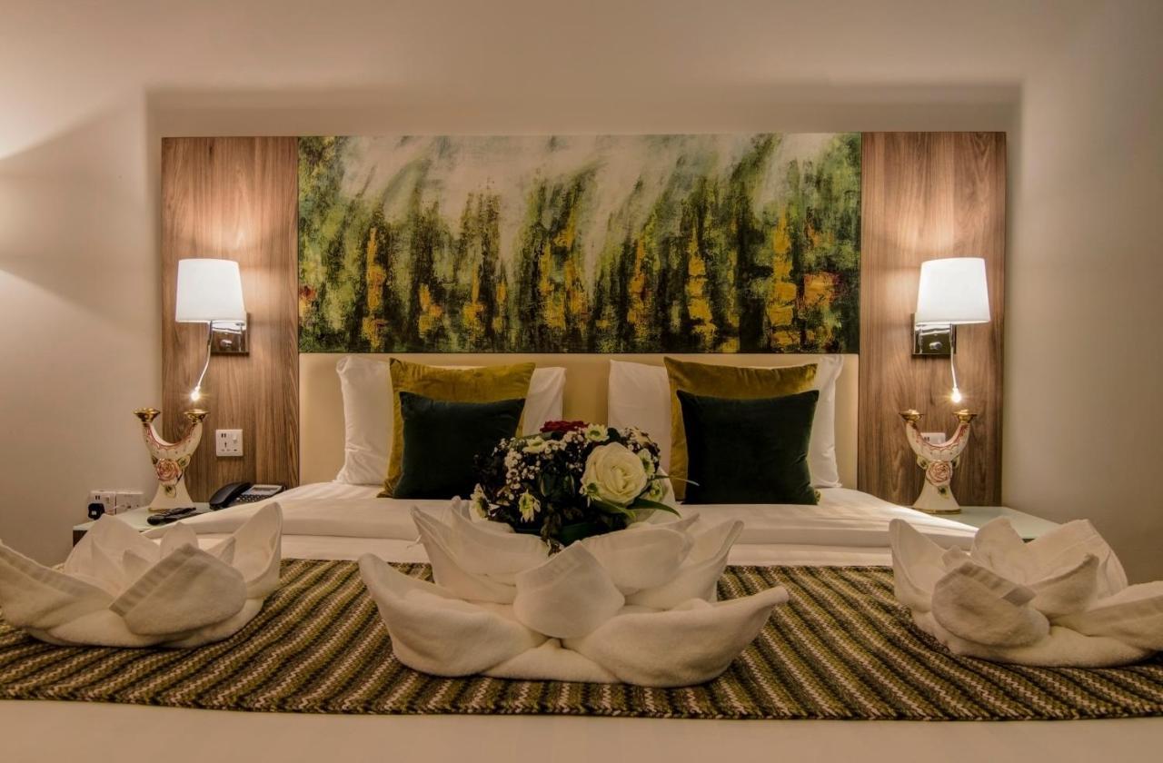 รอยัล วิว โฮเต็ล Hotel ราสอัลไคมาห์ ภายนอก รูปภาพ